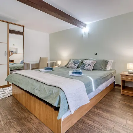Apartman Mrak By Interhome Lovran
